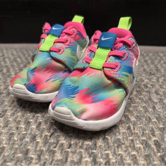 NIKE Roshe One Print (TDV) Little Kids Style: 749354-607 Size: 4C - Picture 4 of 12